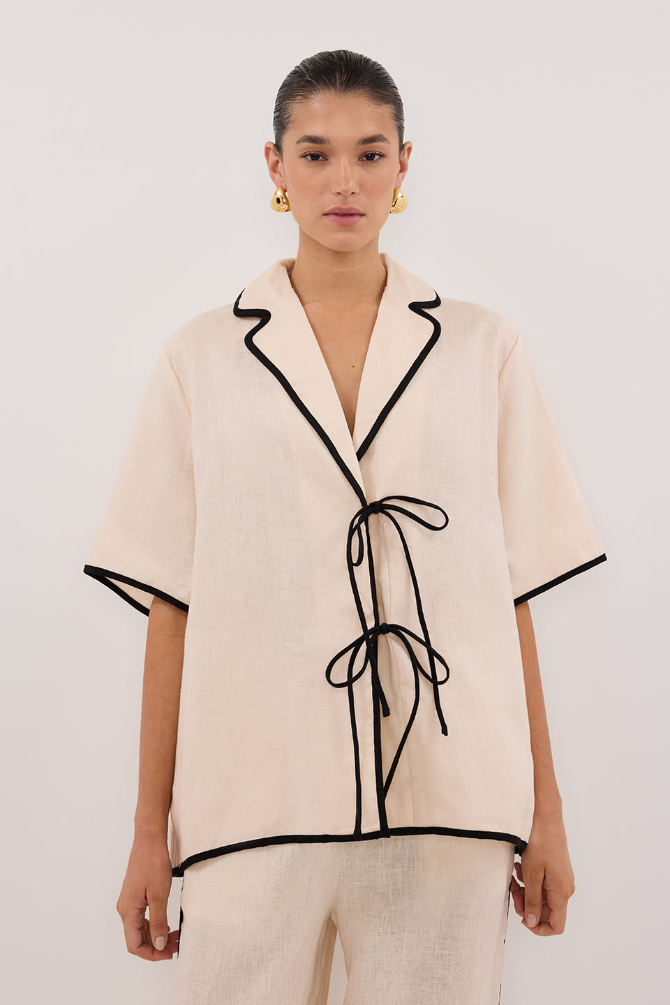 VON CREAM LINEN SHIRT Clothing DISSH Boutiques