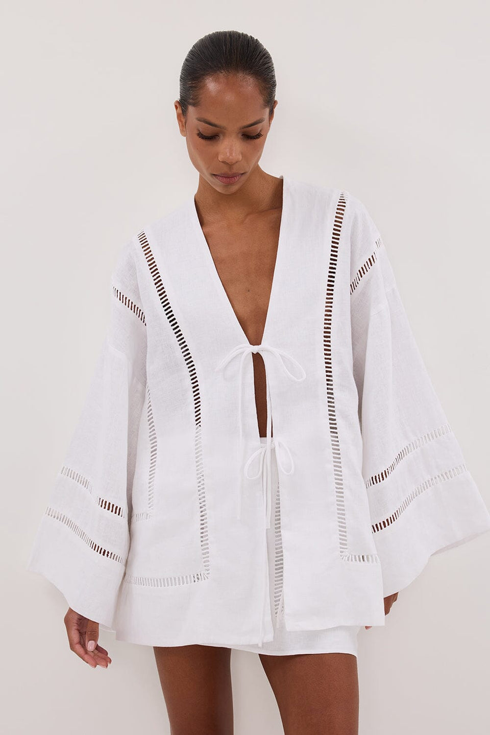 LINDSAY WHITE LINEN SKORT Clothing DISSH Boutiques