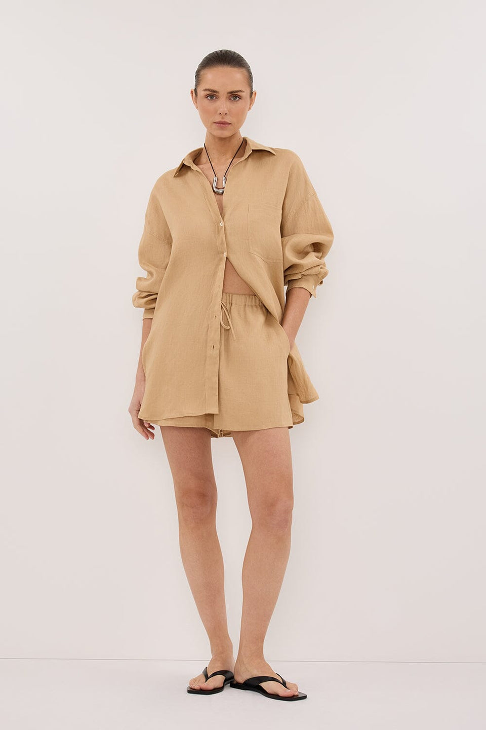 LUNE TAN LINEN SHORT Clothing DISSH Boutiques