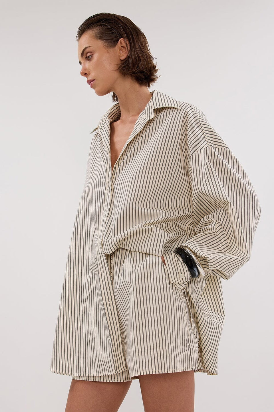 PALMA CREAM SILK BLEND SHORT Clothing DISSH Boutiques