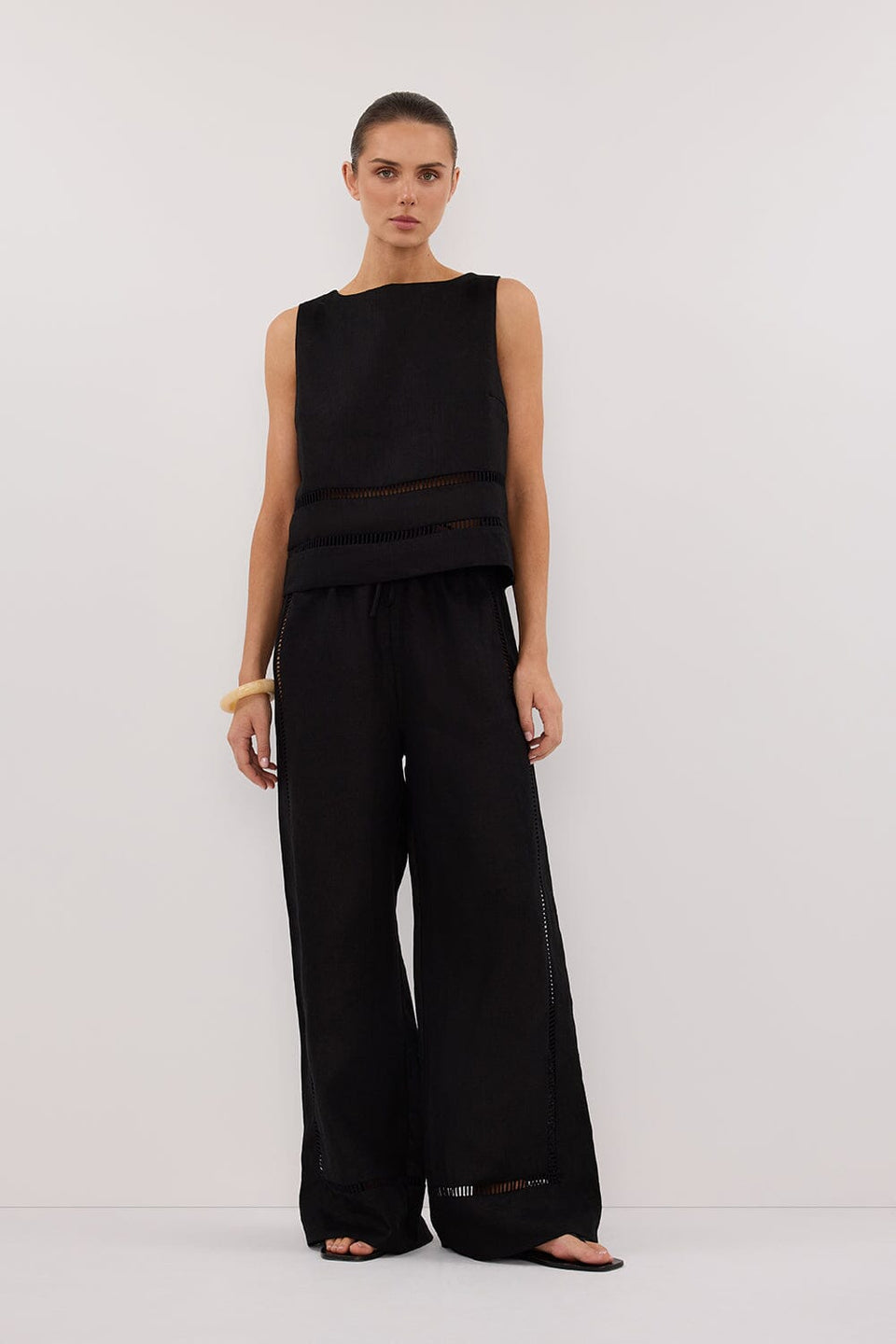 LINDSAY BLACK LINEN PANT Clothing DISSH Boutiques 6 BLACK