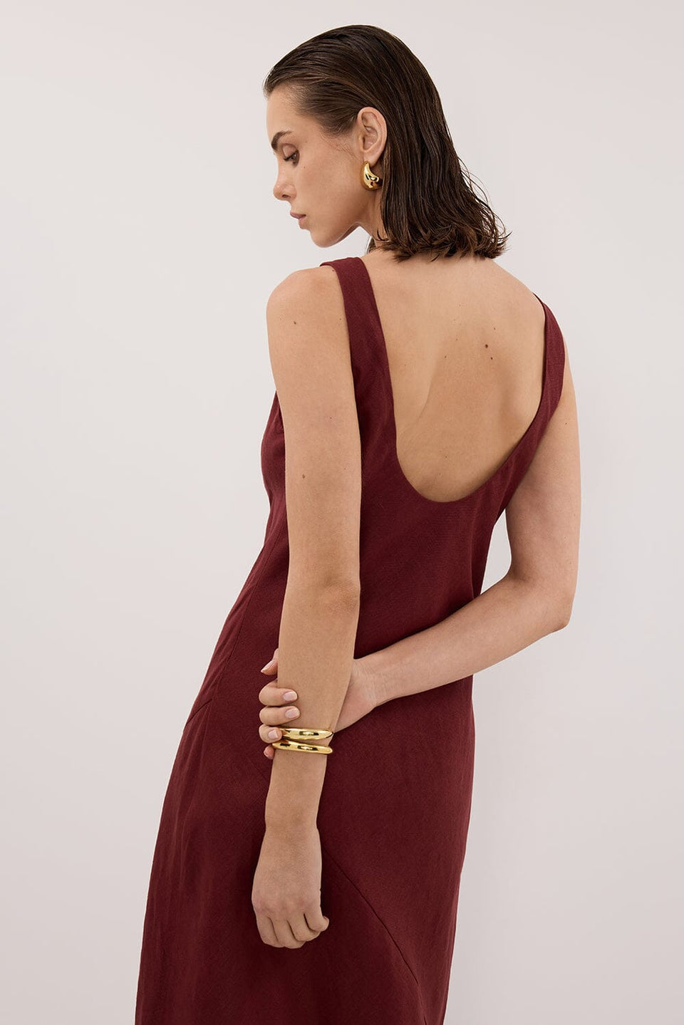 LACY SAHARA SLEEVELESS LINEN MIDI DRESS Clothing DISSH Boutiques