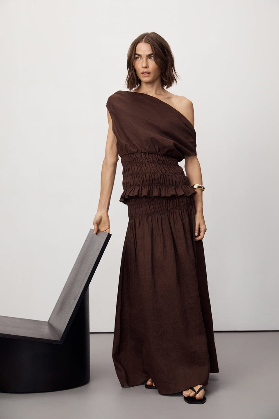 MAIA COCOA LINEN SHIRRED MIDI SKIRT Clothing DISSH Boutiques