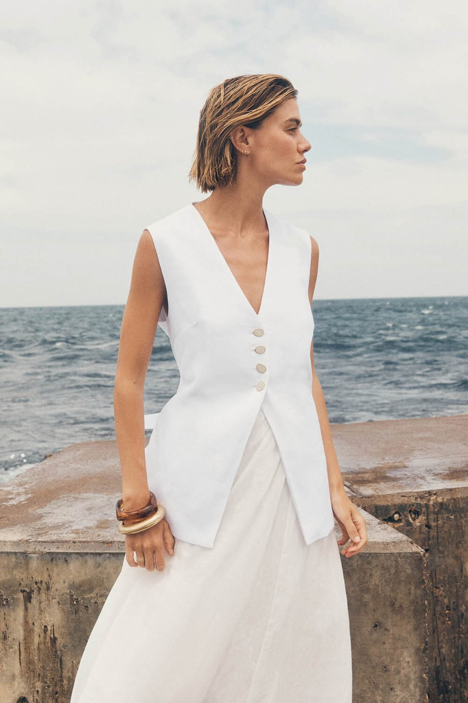 KNOX WHITE LINEN VEST Clothing DISSH Boutiques 6 WHITE