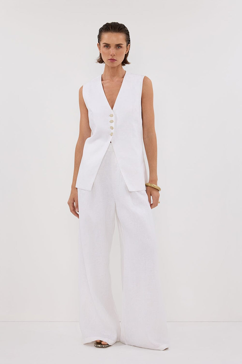 KNOX WHITE LINEN VEST Clothing DISSH Boutiques
