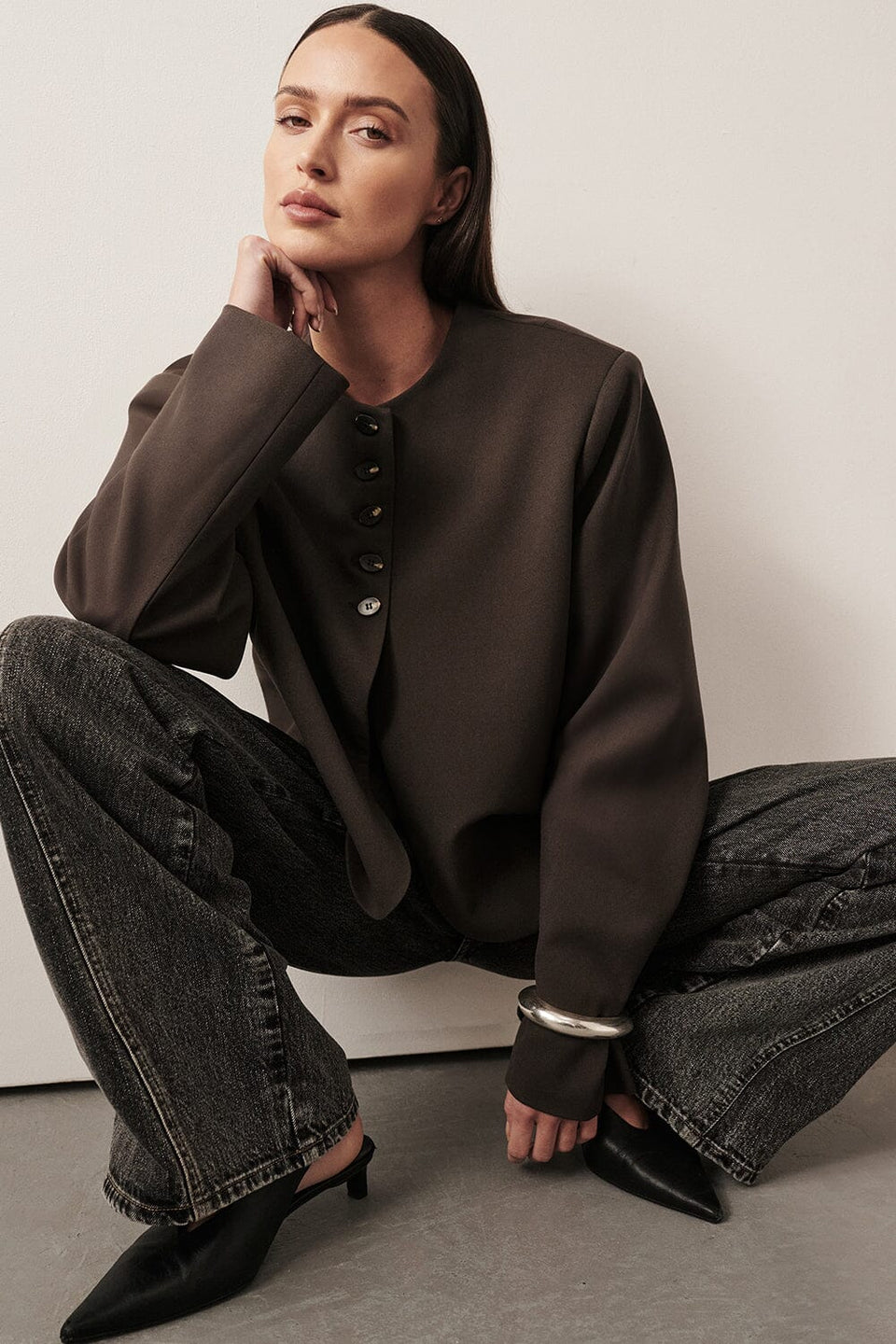 RYAN BITTER CHOC CROPPED BLAZER Clothing DISSH Boutiques