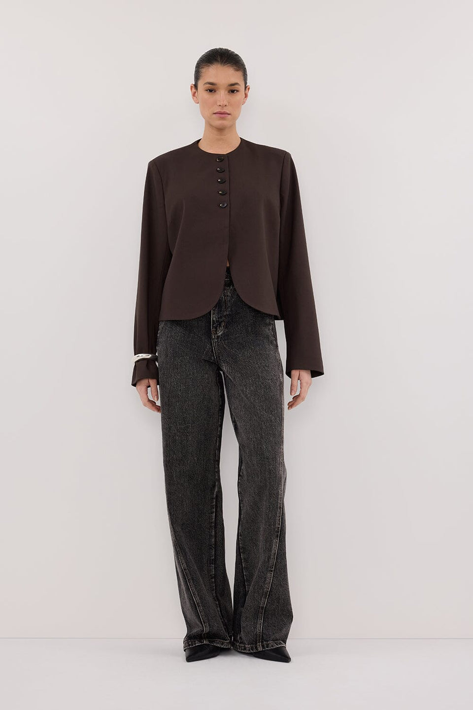 RYAN BITTER CHOC CROPPED BLAZER Clothing DISSH Boutiques