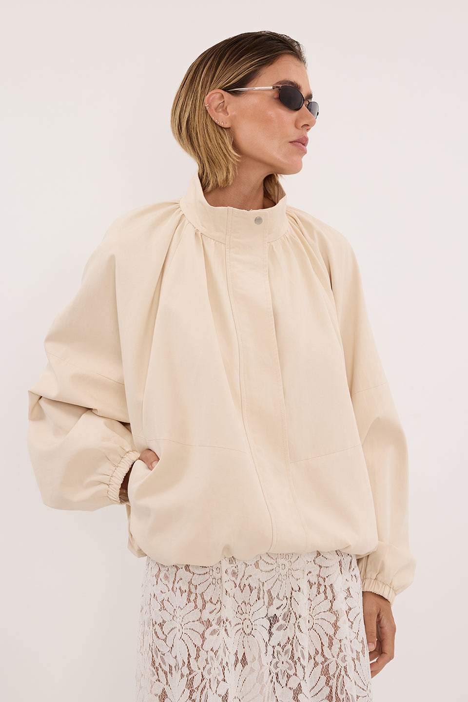OAKLEE OYSTER BATWING LIGHTWEIGHT JACKET