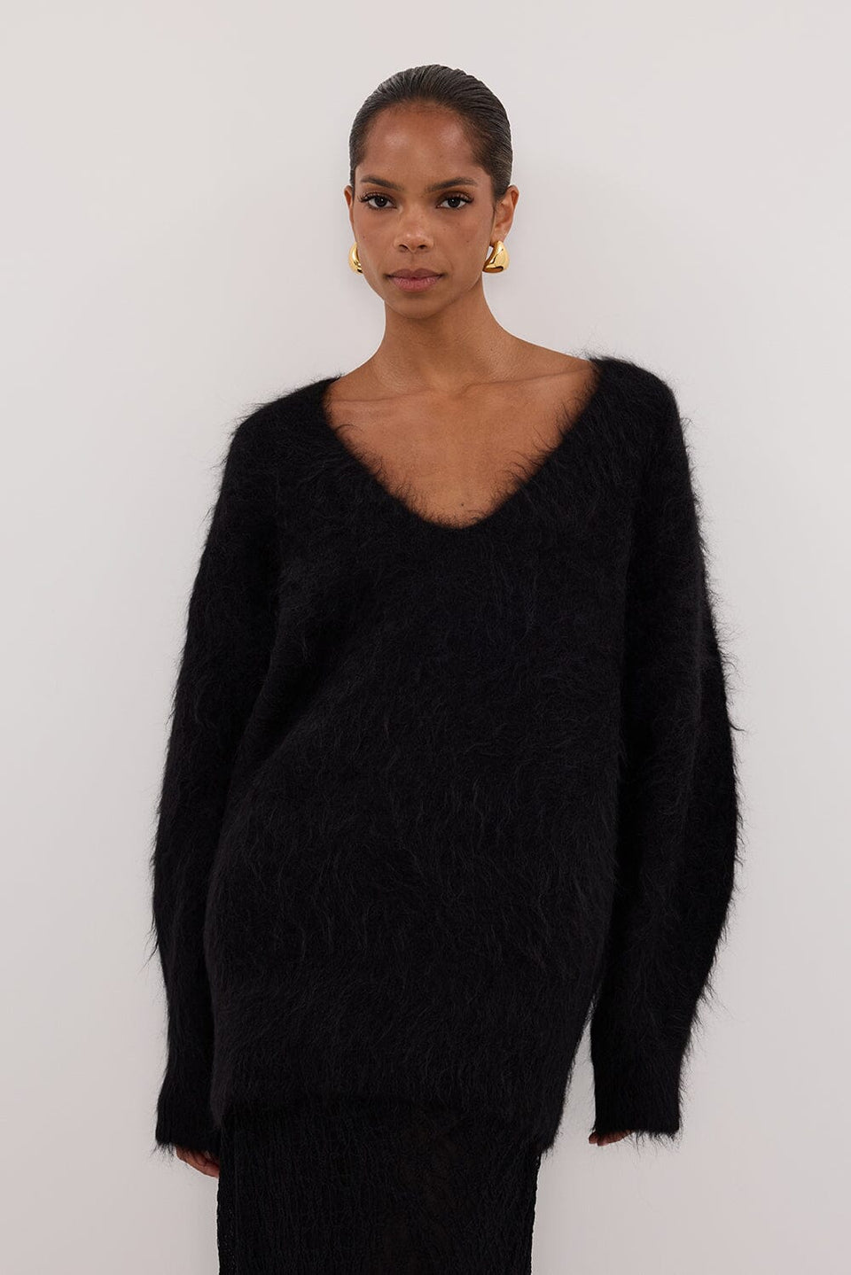 SALMA BLACK V NECK JUMPER Clothing DISSH Boutiques