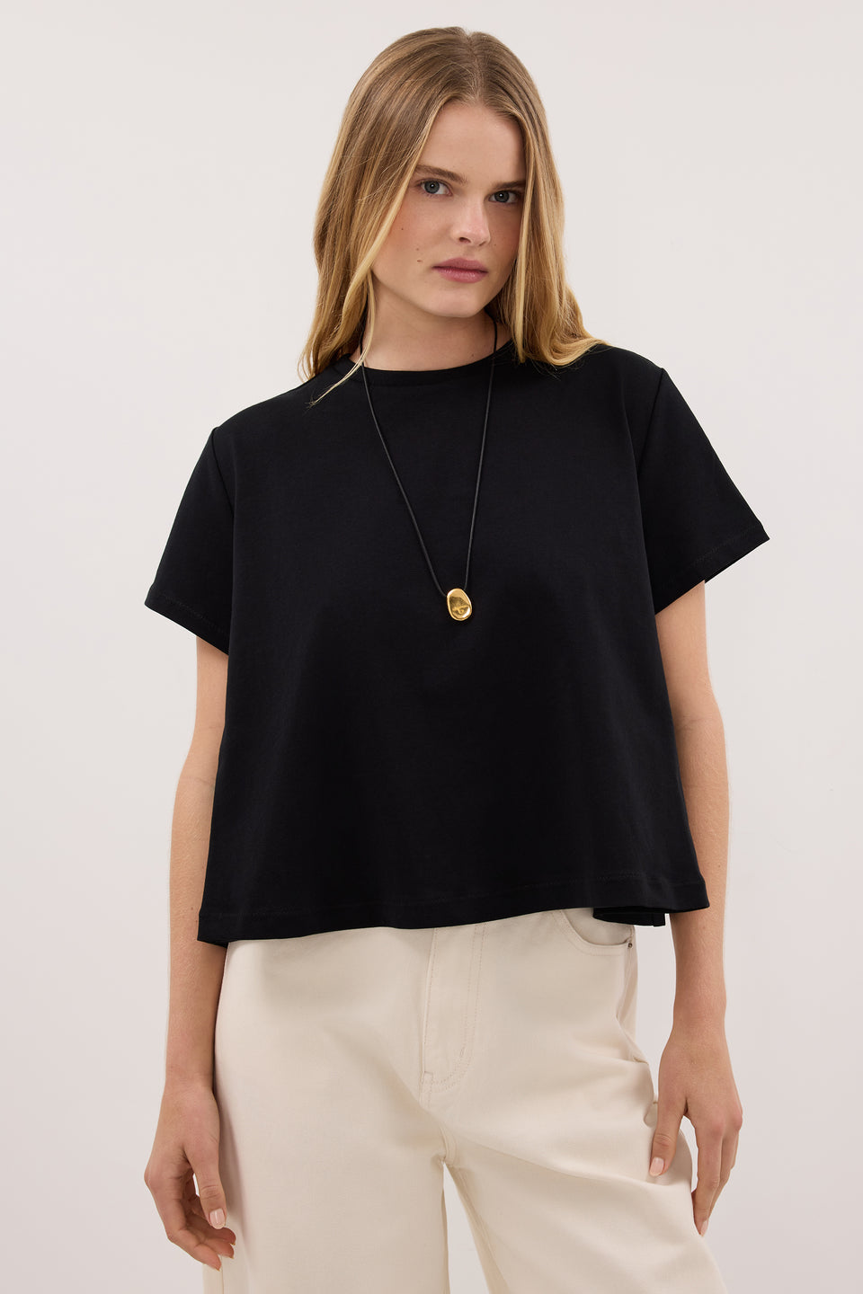TATUM BLACK SHORT SLEEVE COTTON TEE