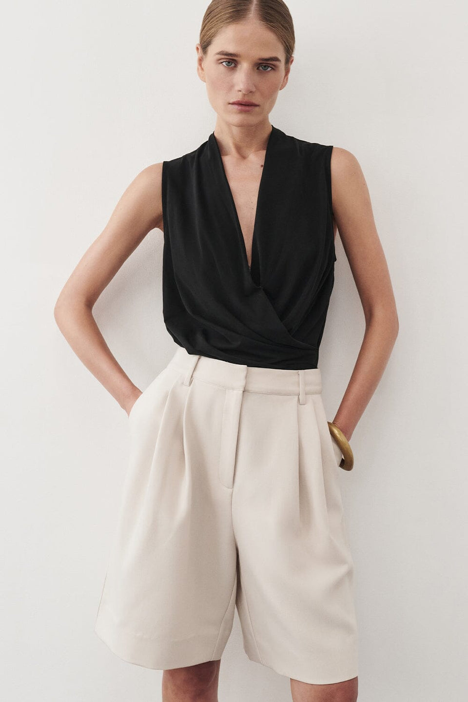 CHELSEA BONE BERMUDA SHORT Clothing DISSH Boutiques 6 BONE