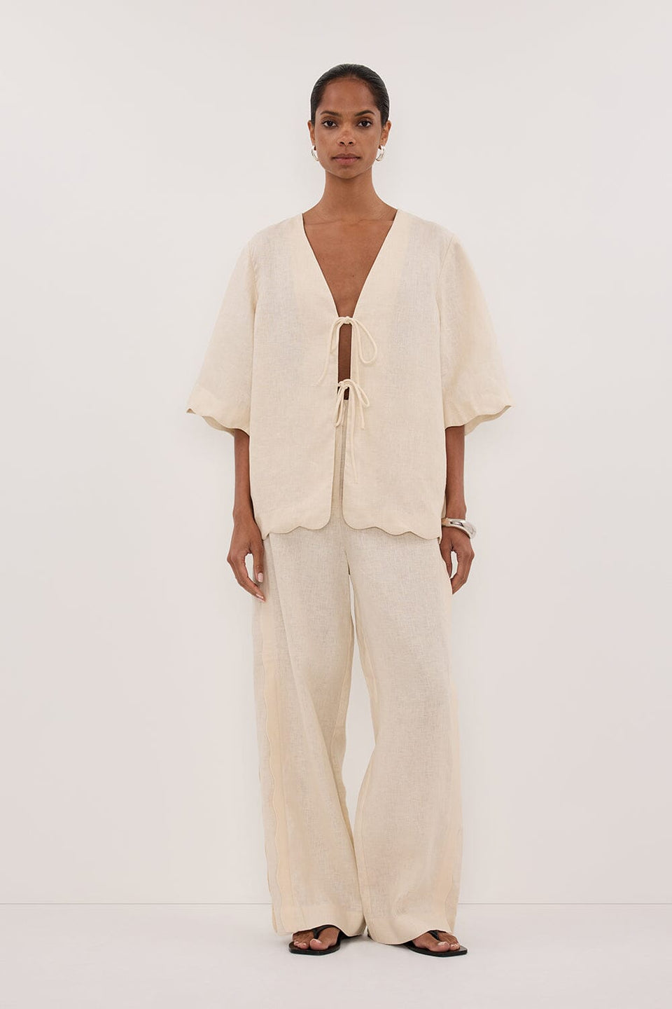 LELA SANDSTONE LINEN PANT Clothing DISSH Boutiques 6 SANDSTONE