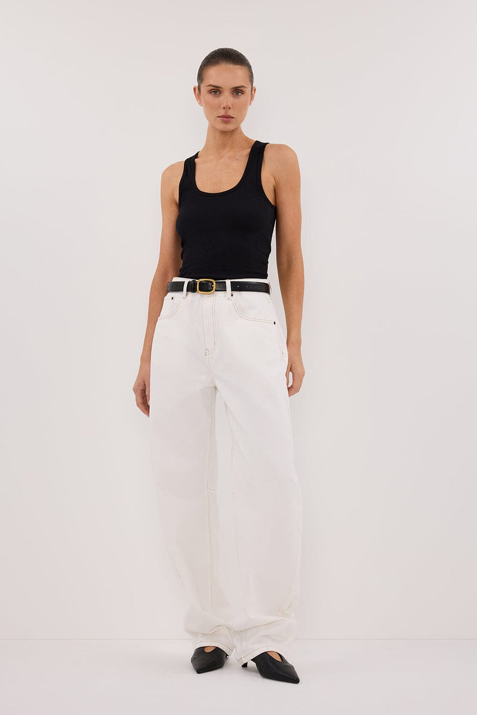 LIV WHITE DENIM BARREL LEG JEAN Clothing DISSH Boutiques 6 WHITE