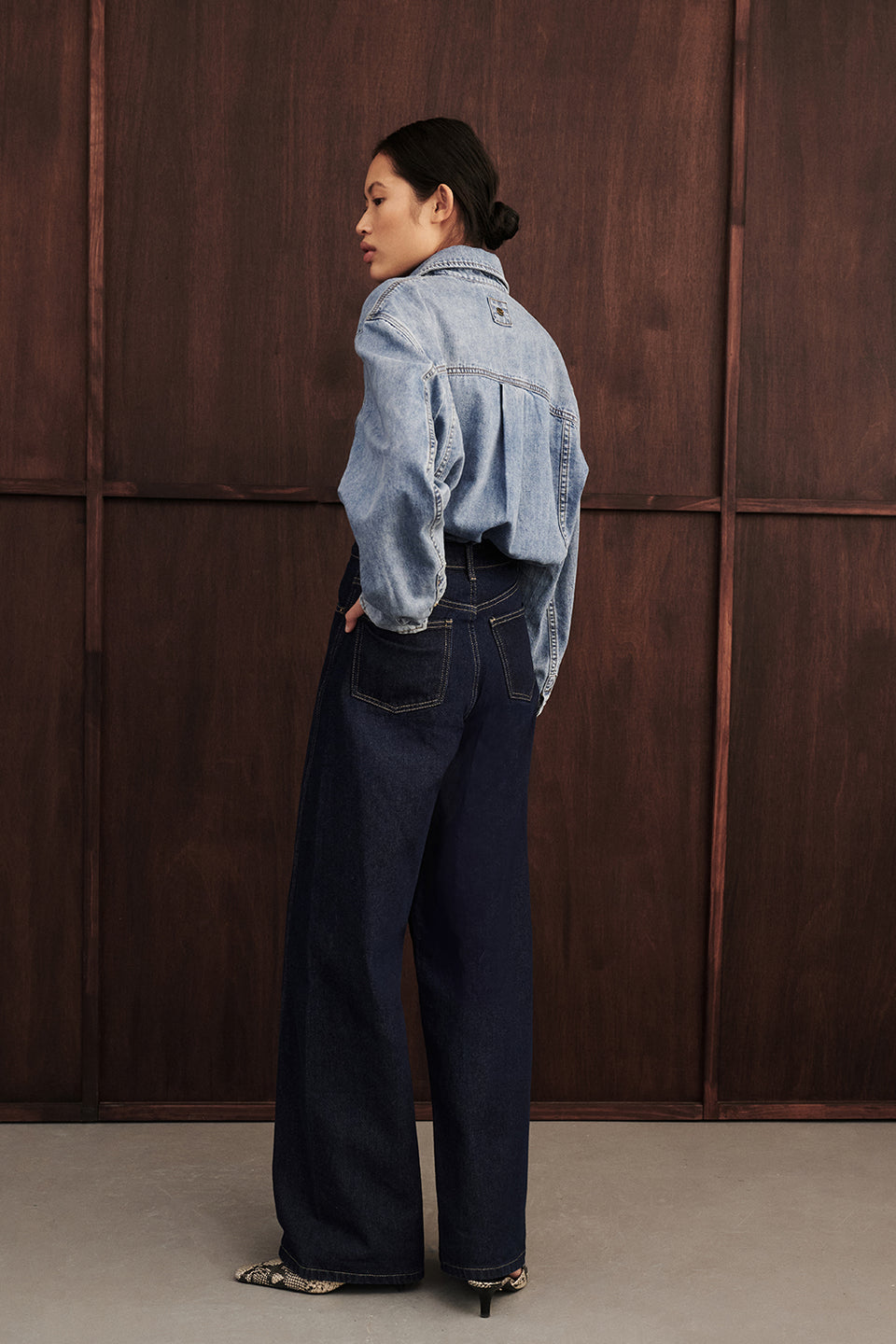 CARSON INDIGO TALL WIDE LEG JEAN Clothing DISSH Boutiques