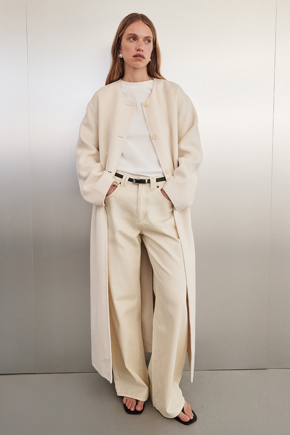 REAGAN 2.0 CREAM SLOUCHY JEAN