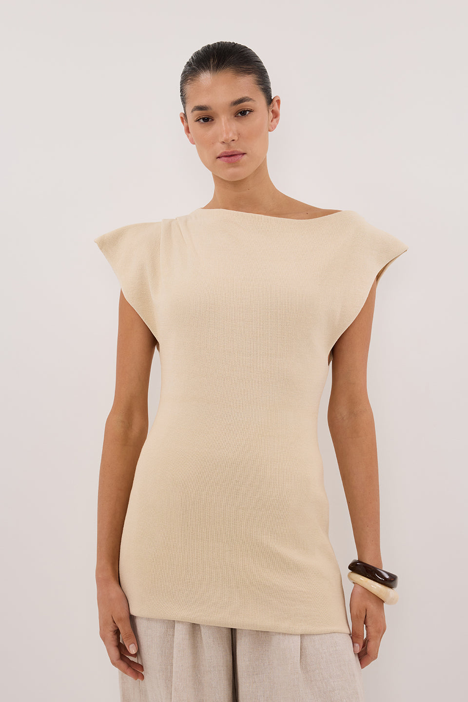 LIA NATURAL SLEEVELESS KNIT TOP Clothing DISSH Boutiques