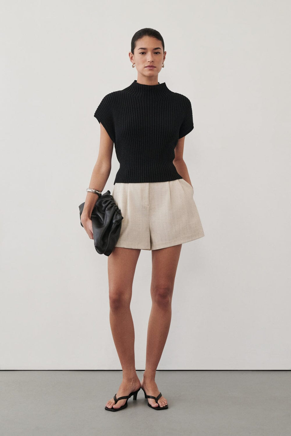 DELLA BLACK KNIT TOP Clothing DISSH Boutiques