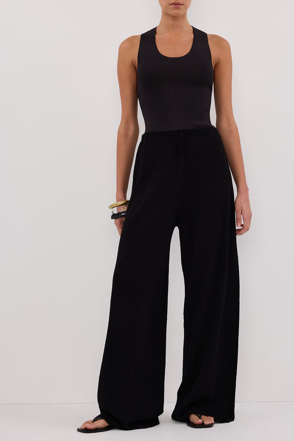 ALIAS BLACK TEXTURED KNIT PANT Clothing DISSH Boutiques