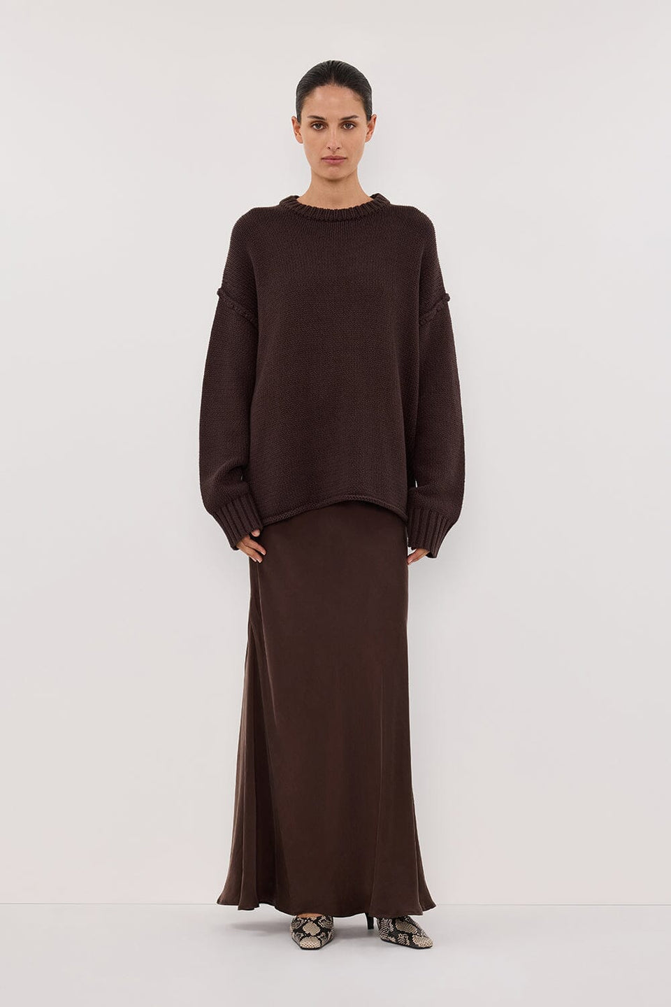 ROY CHOC LONGLINE KNIT JUMPER Clothing DISSH Boutiques