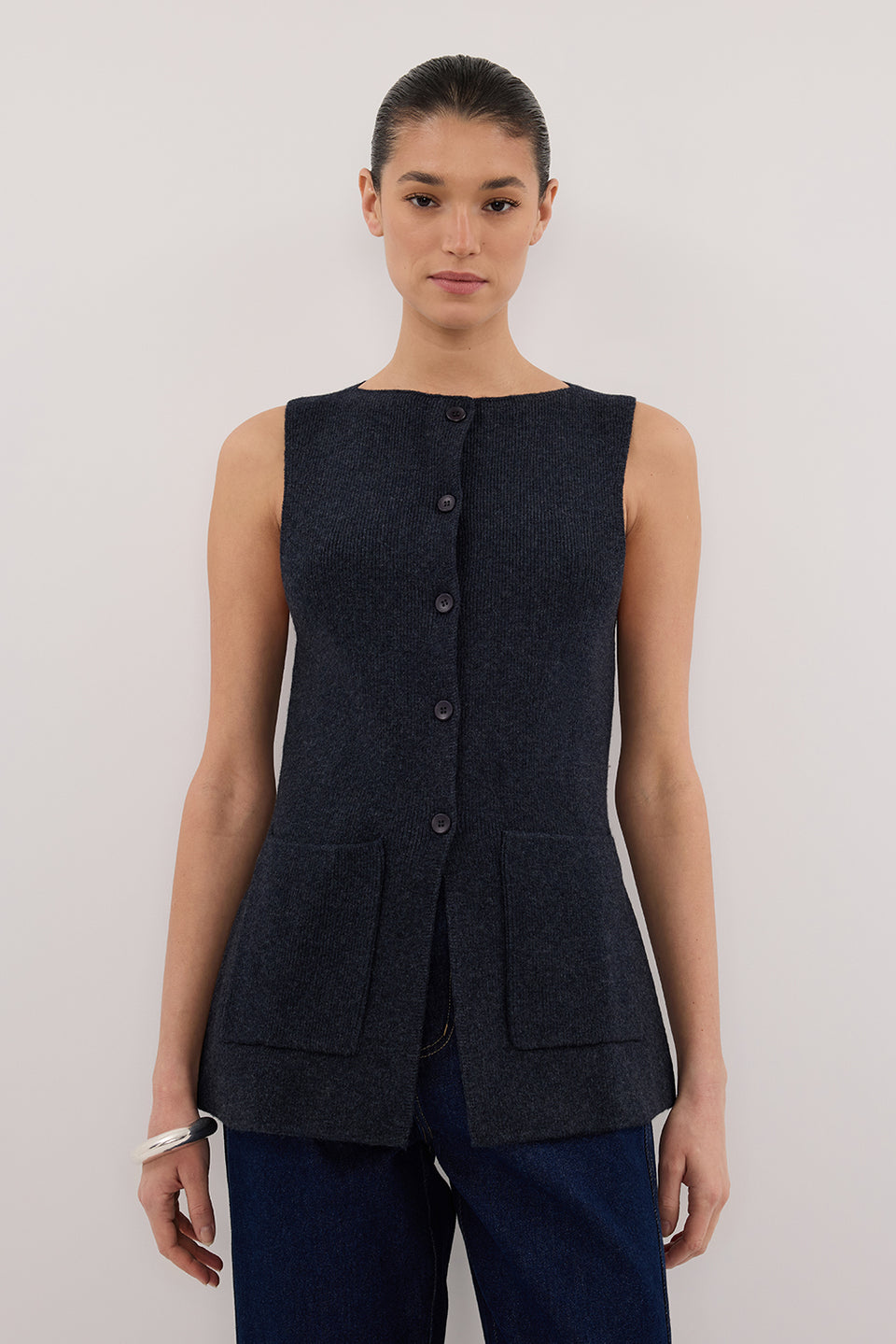 AVA INK LONGINE KNIT VEST Clothing DISSH Boutiques