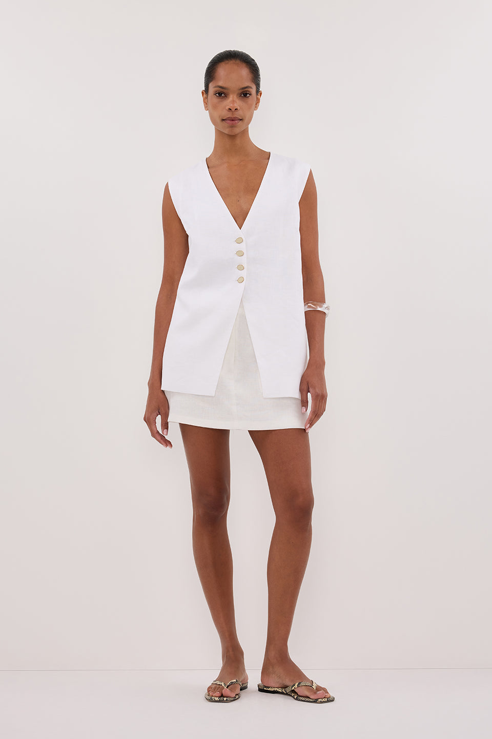 EVA OFF WHITE LINEN SKORT Clothing DISSH Boutiques