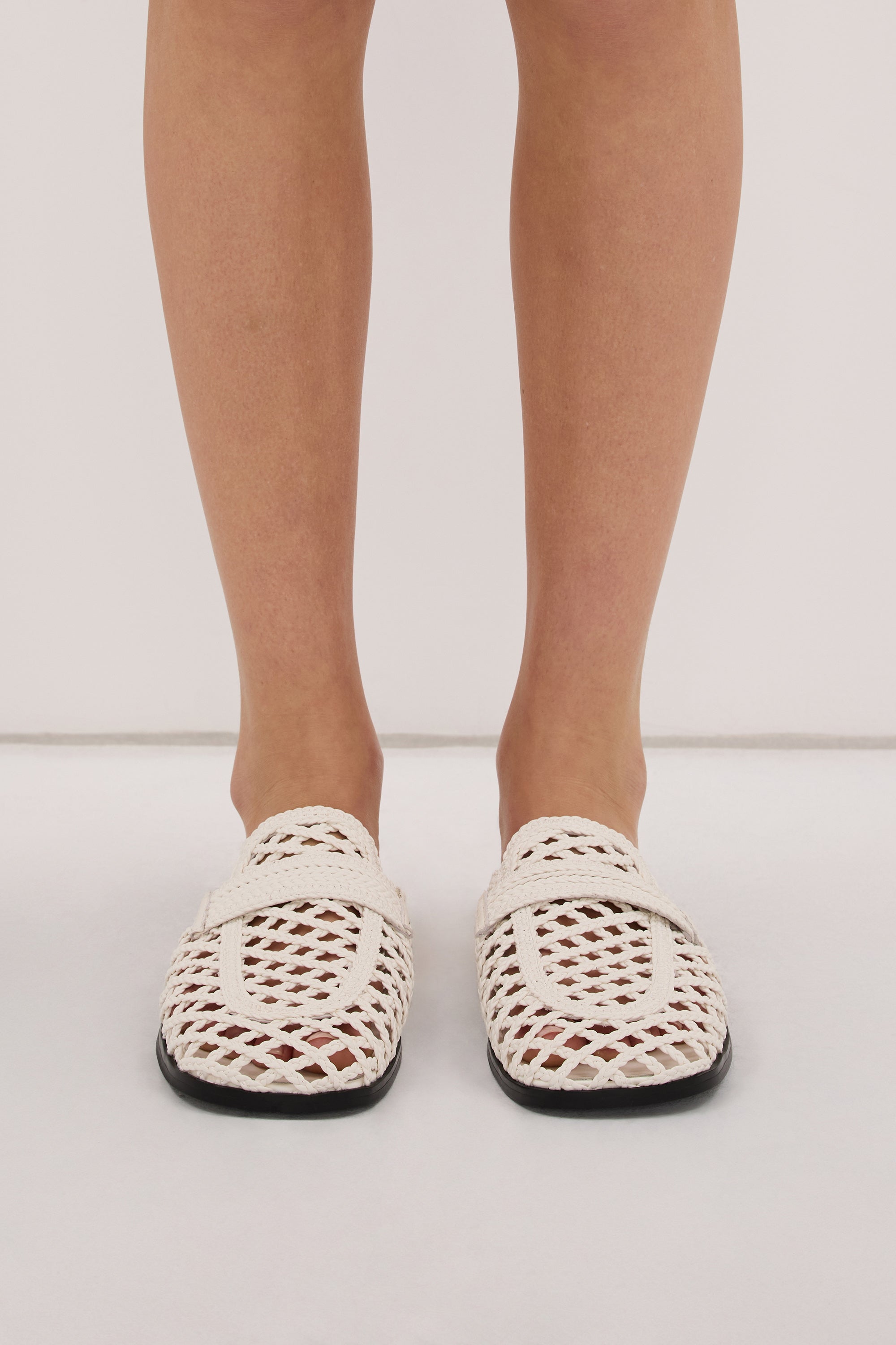 ALIAS MAE IVORY KRISSY LOAFER