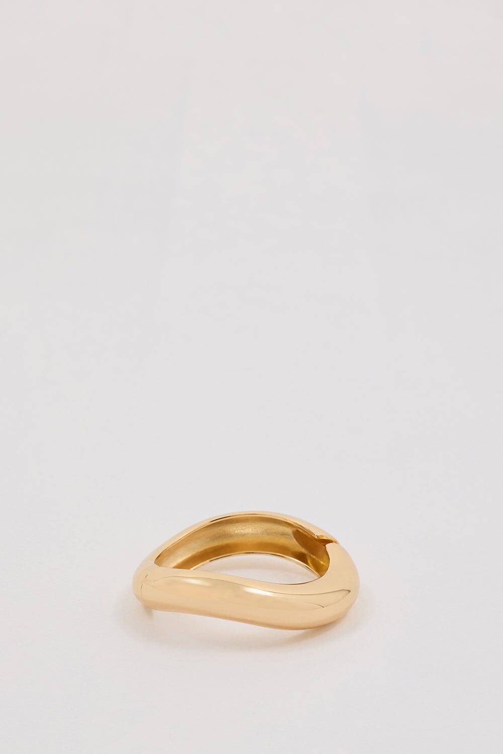 ANNA ROSSI MEDIUM WARPED BANGLE GOLD Accessories DISSH Boutiques O/S GOLD 