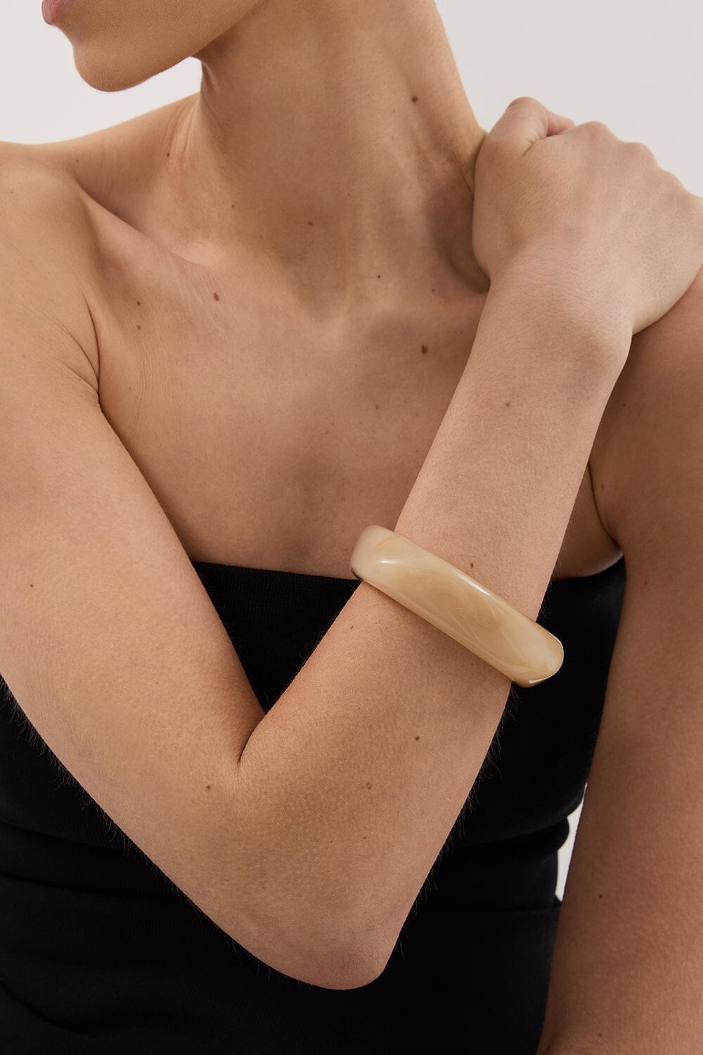 ANNA ROSSI NEED IT BANGLE CREAM Accessories DISSH Boutiques 