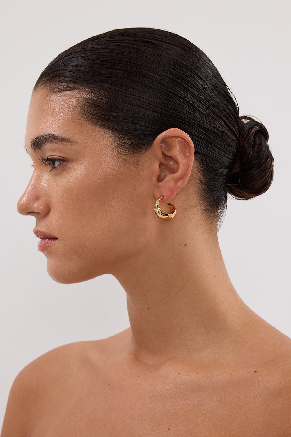 AMBER SCEATS ANSEL EARRING GOLD Accessories DISSH Boutiques 