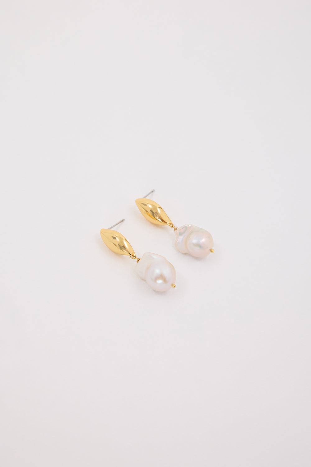 AMBER SCEATS ISOLA EARRING GOLD Accessories DISSH Boutiques O/S GOLD 