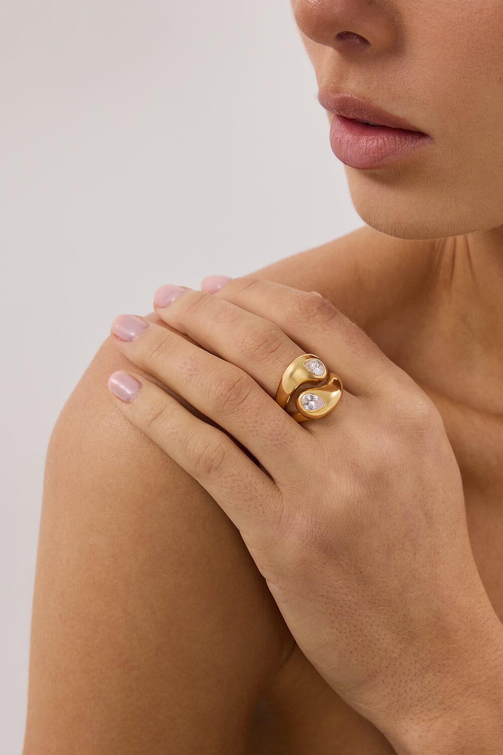 AMBER SCEATS BLOSSOM RING Accessories DISSH Boutiques 