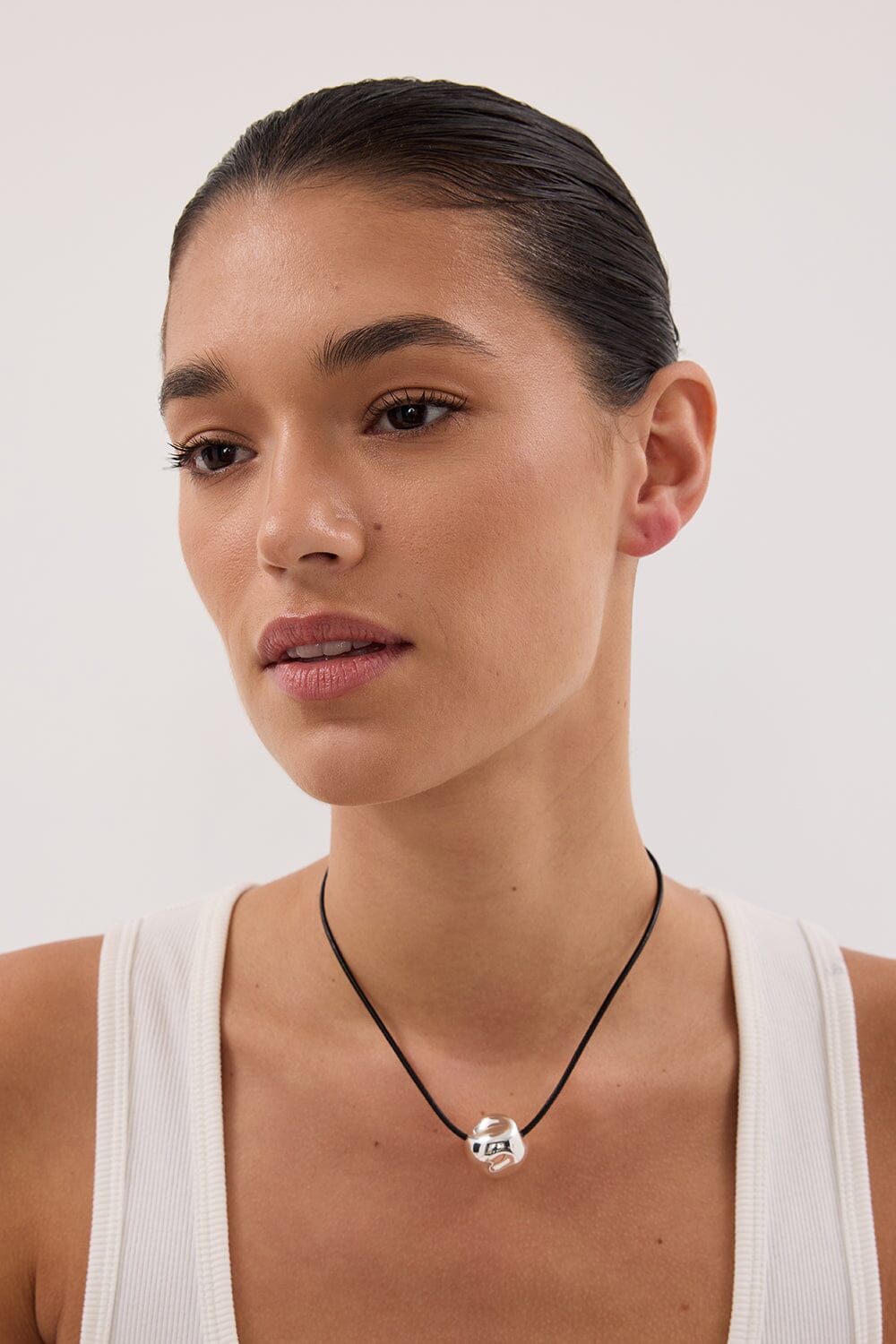 F+H SILVER HAMMERED BALL CHOKER Accessories F+H STUDIOS 