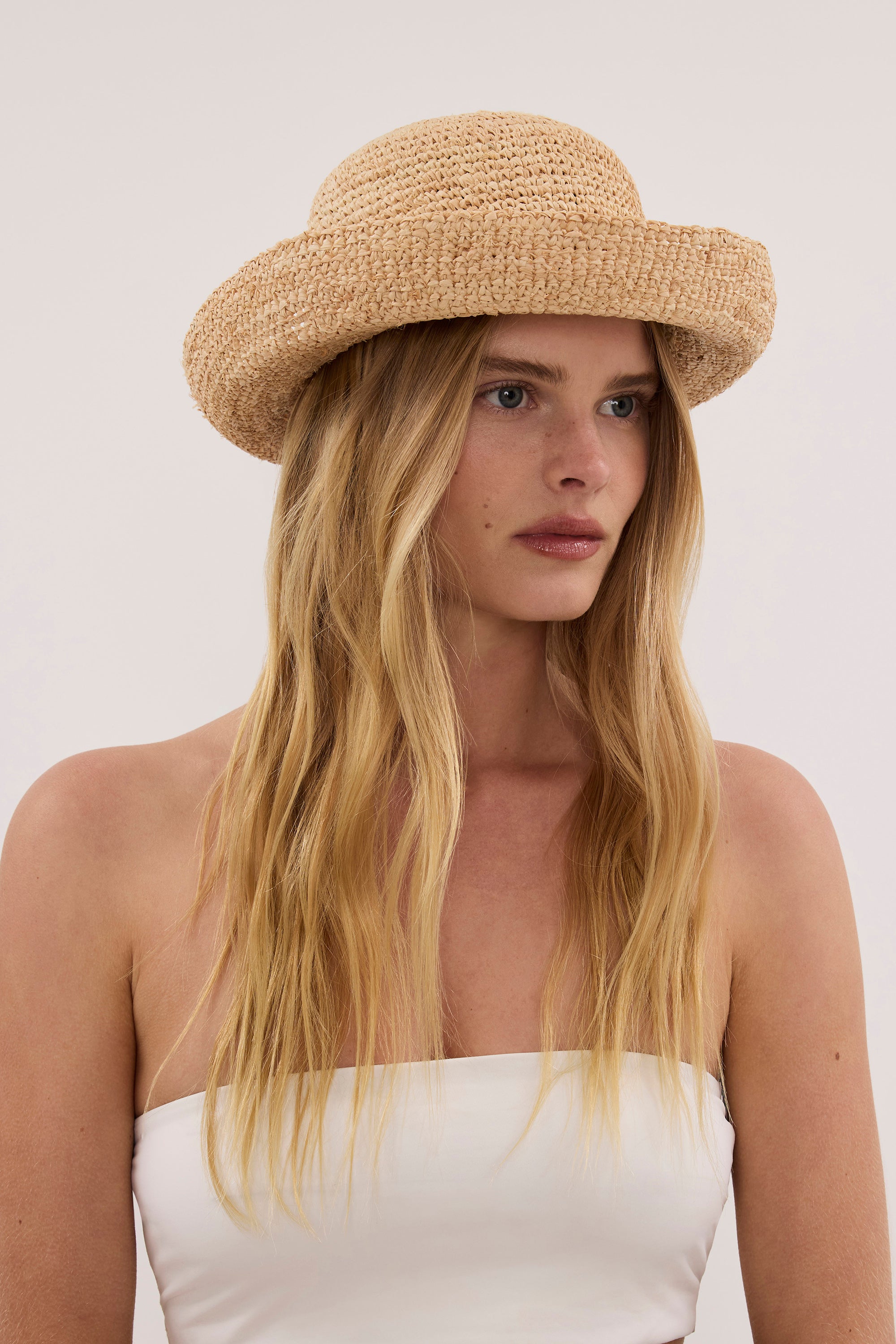 LACK OF COLOUR RAFFIA CRUISER HAT