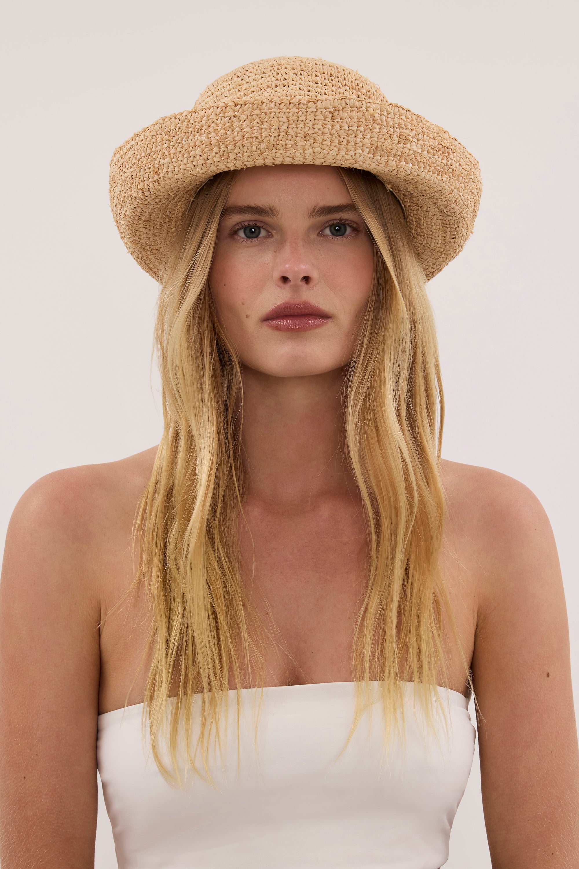 LACK OF COLOUR RAFFIA CRUISER HAT