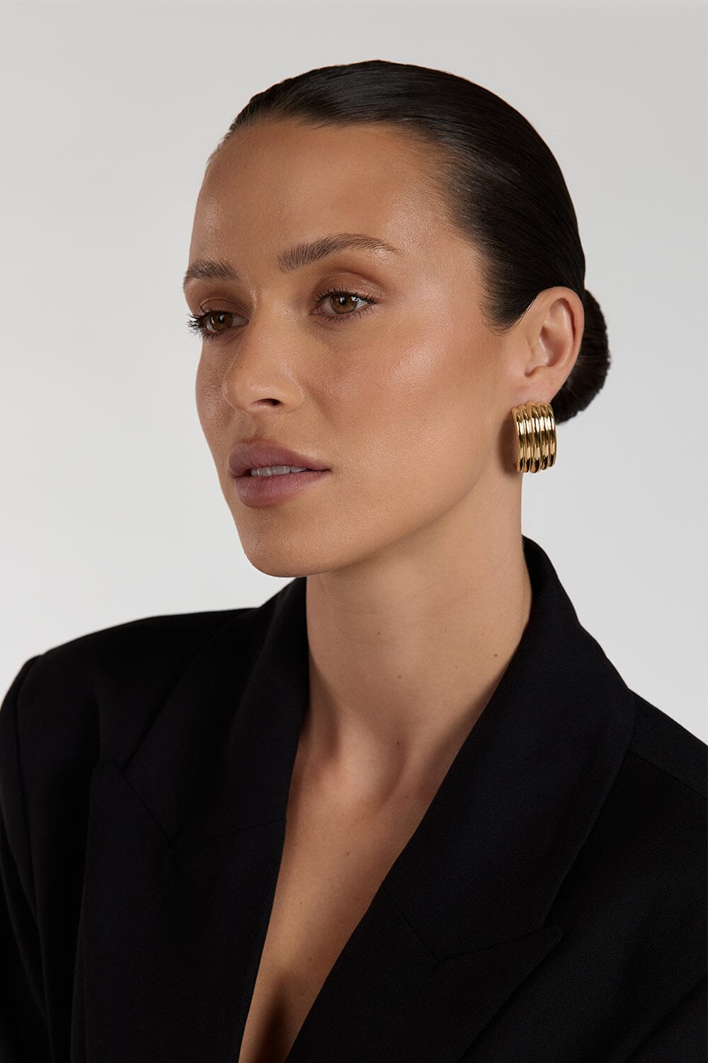 MÉGA WATERFALL LARGE GOLD EARRING Accessories DISSH Boutiques 