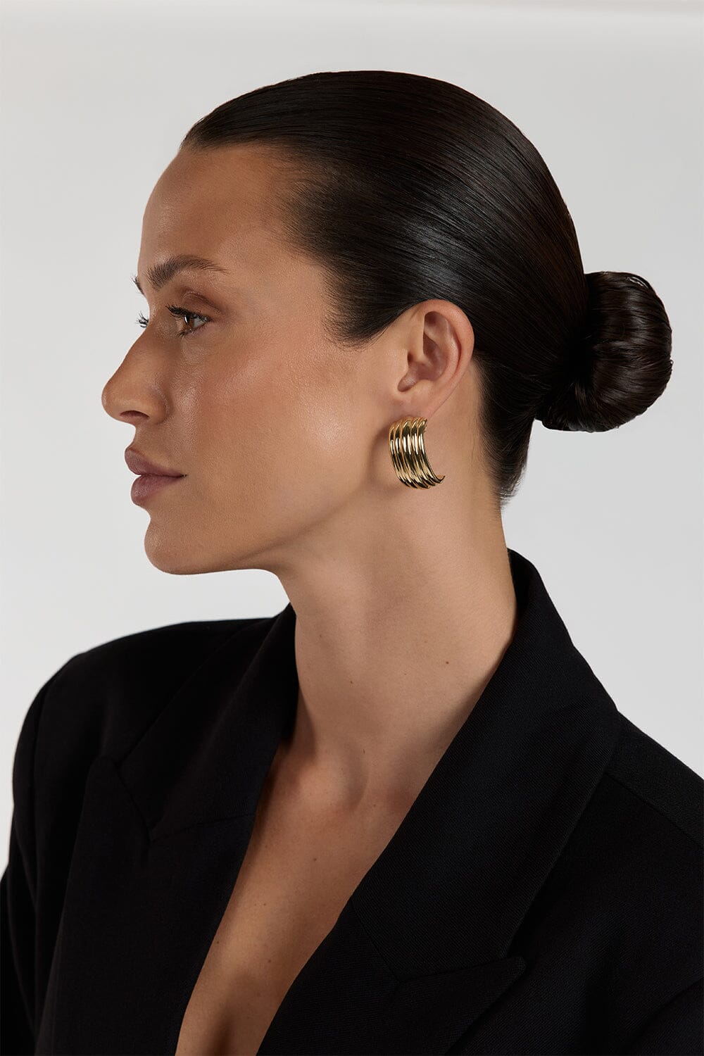 MÉGA WATERFALL LARGE GOLD EARRING Accessories DISSH Boutiques 