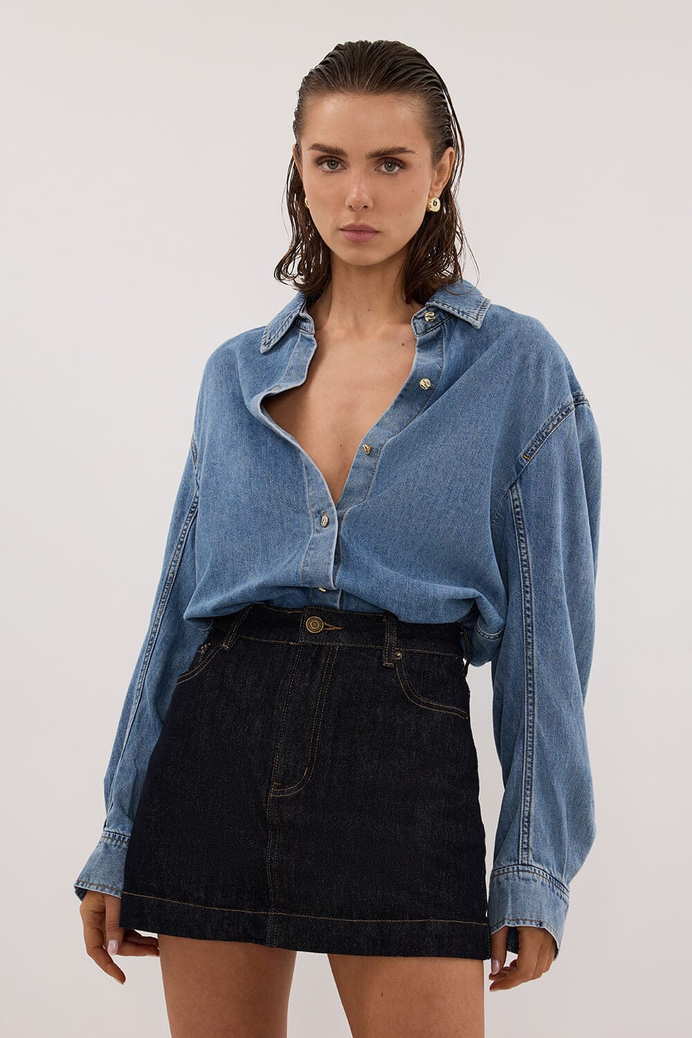 AMARA LIGHT BLUE DENIM SHIRT Clothing DISSH Boutiques 