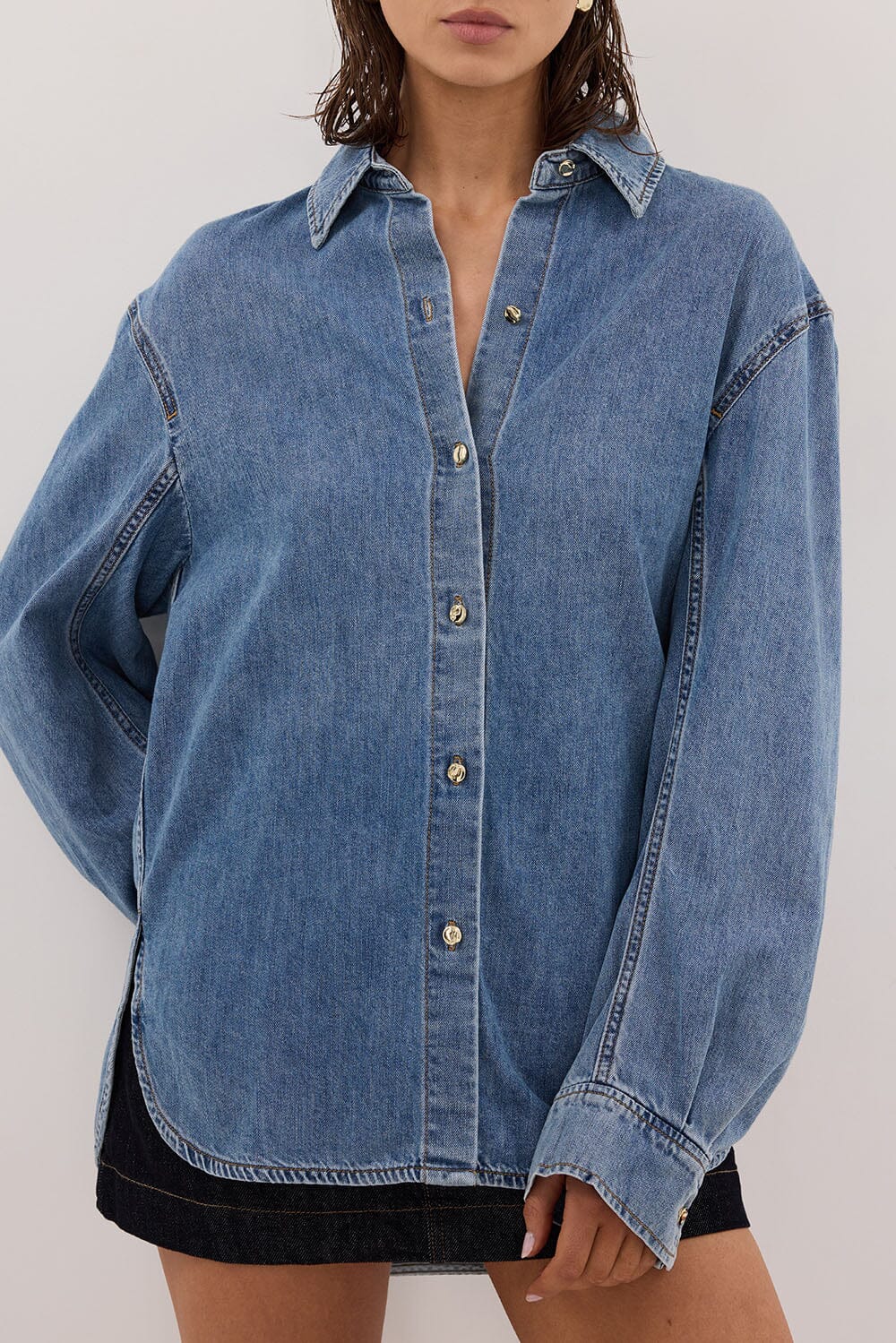 AMARA LIGHT BLUE DENIM SHIRT Clothing DISSH Boutiques 
