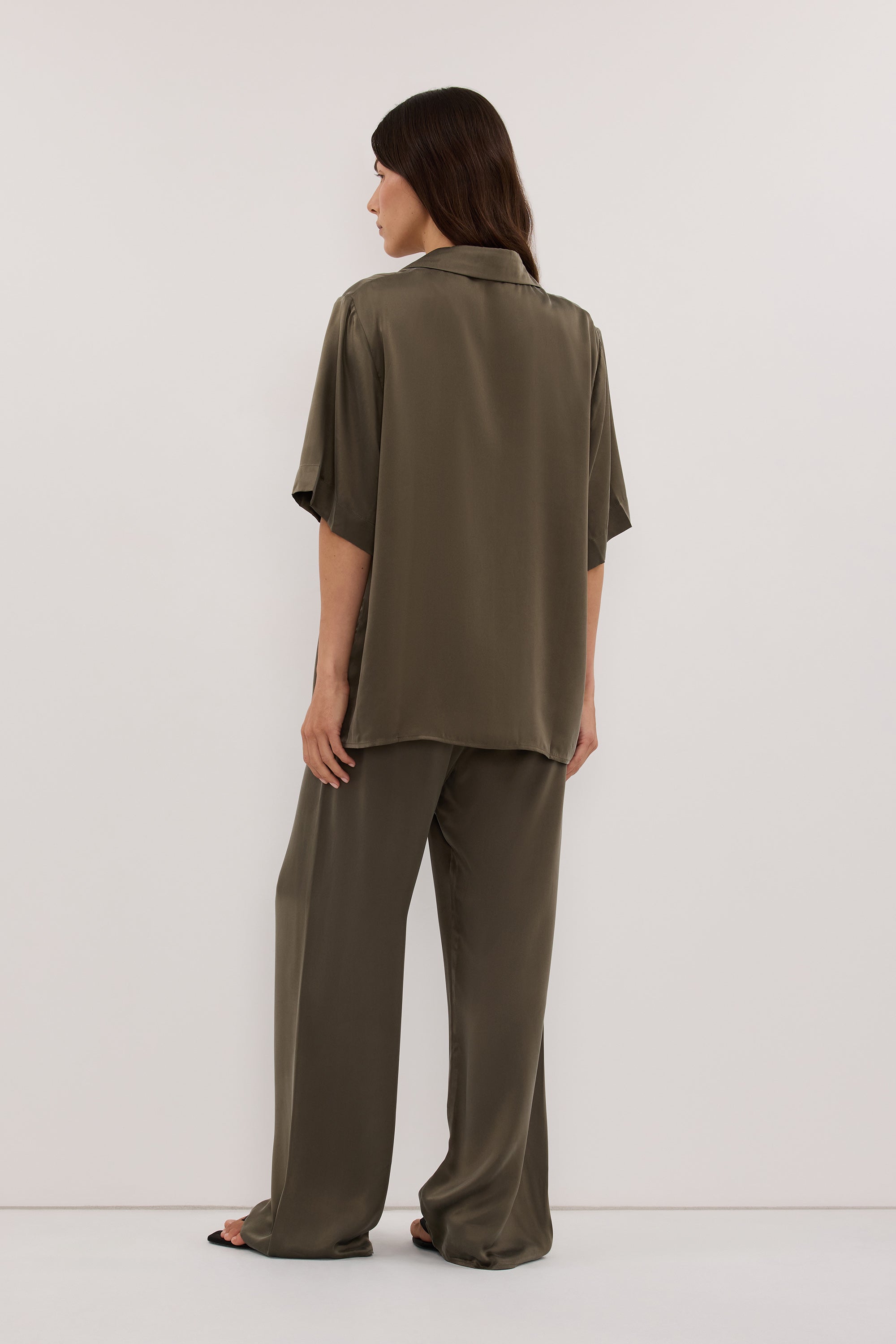 MICAH OLIVE SILK SHIRT