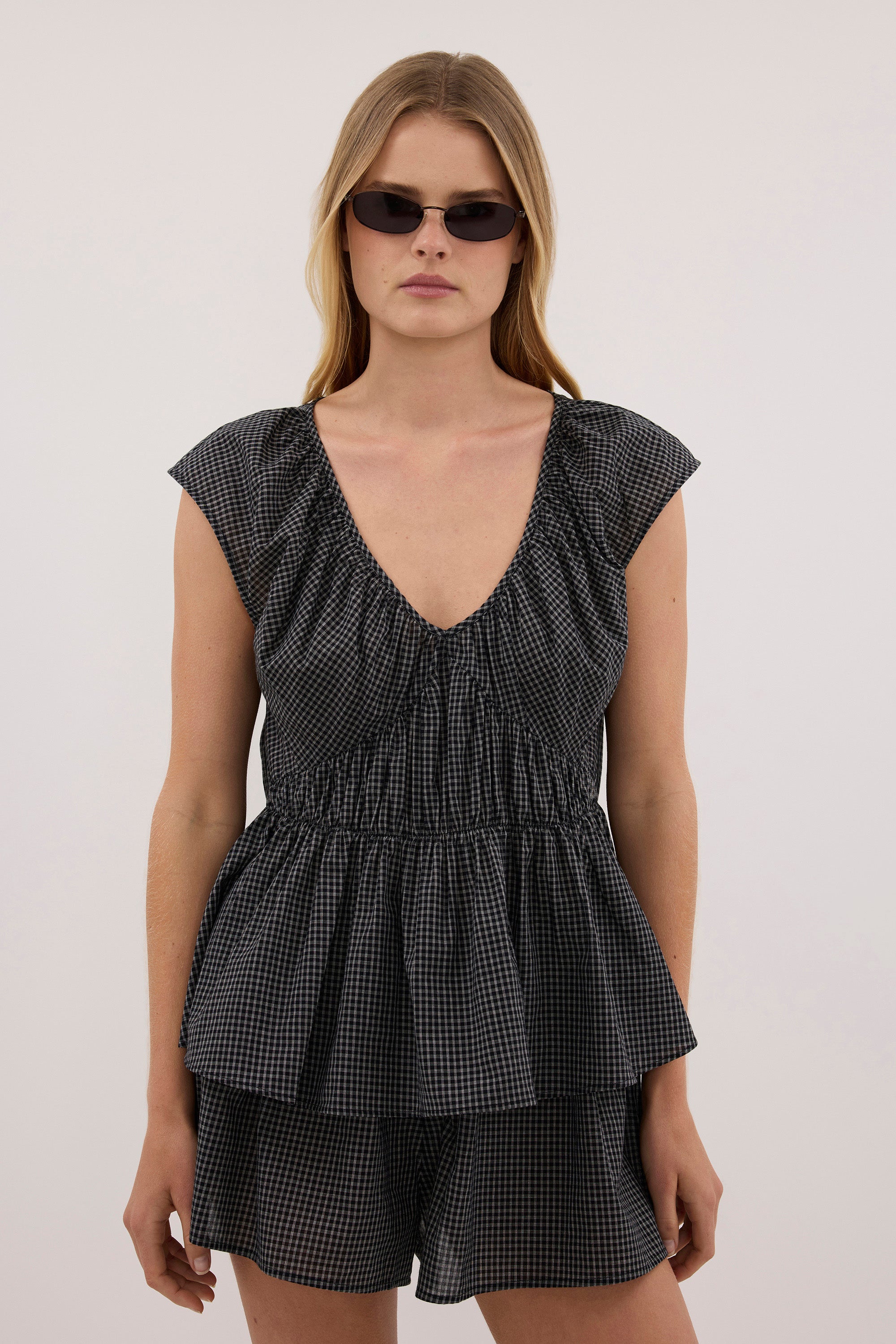 ARABELLA BLACK CHECK SHORT
