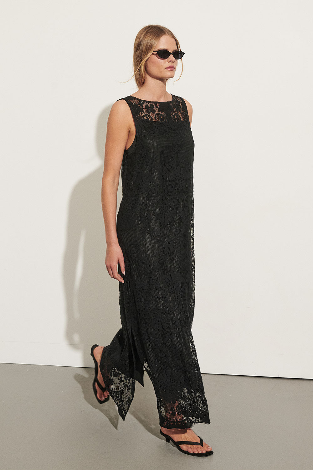 REINA BLACK LACE MIDI DRESS