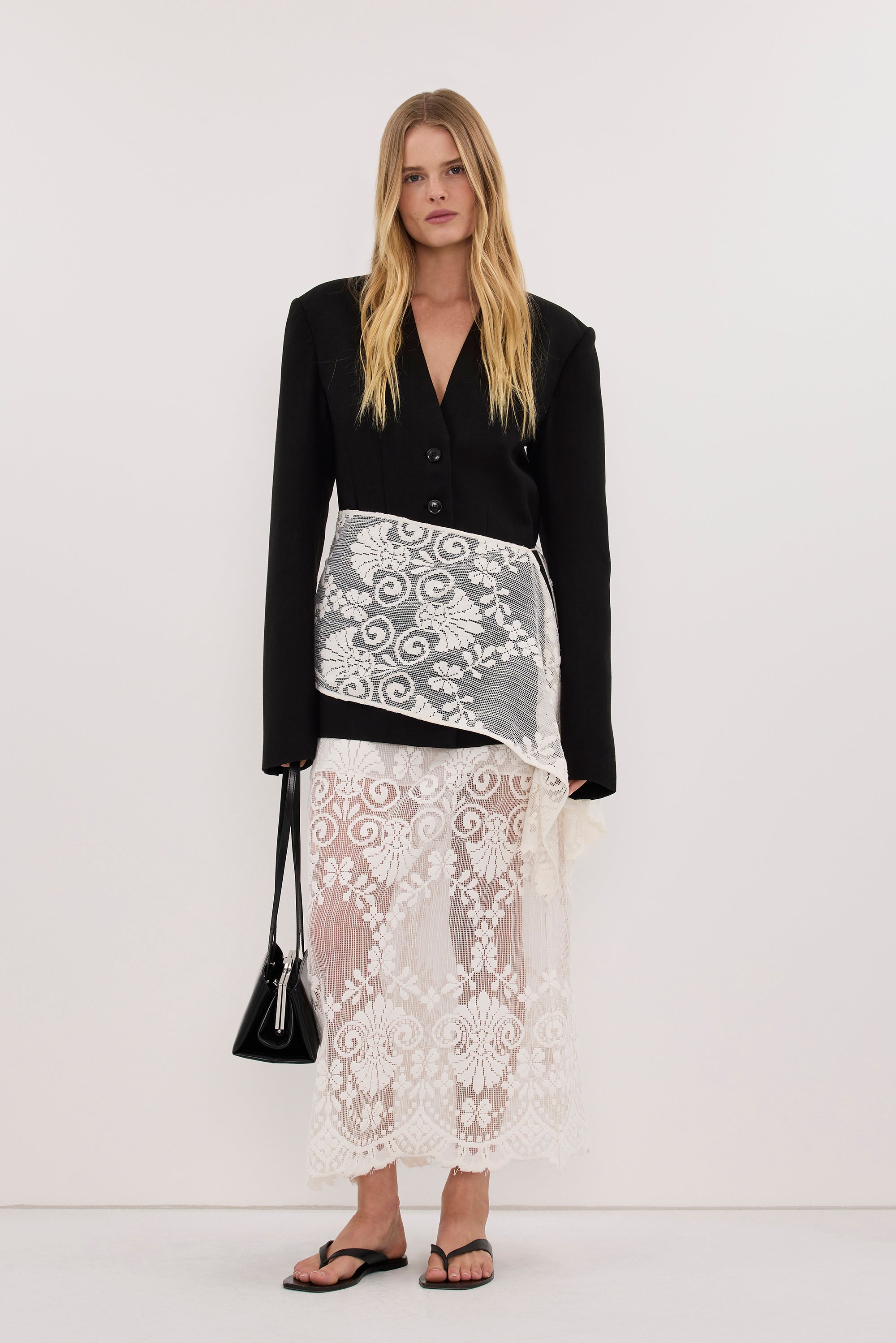 REINA IVORY LACE SCARF