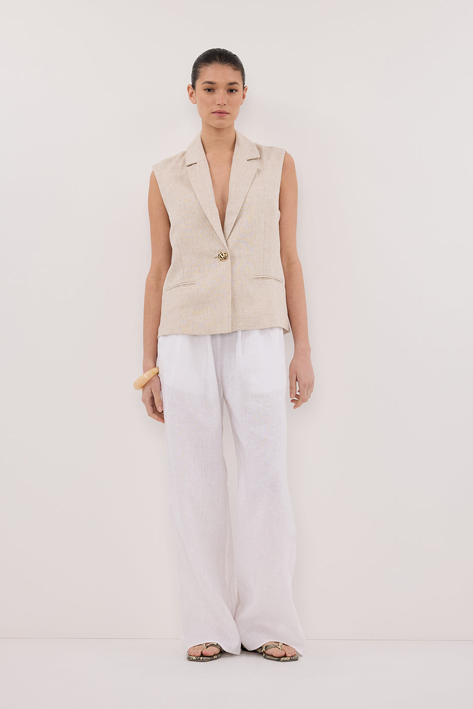 SELAH NATURAL SLEEVELESS LINEN VEST Clothing DISSH Boutiques 6 NATURAL 