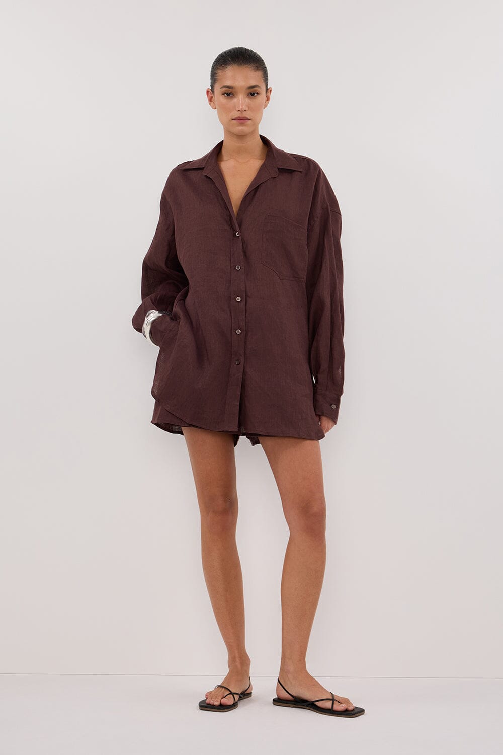 LUNE WALNUT LINEN SHIRT Clothing DISSH Boutiques 6 CHOCOLATE 