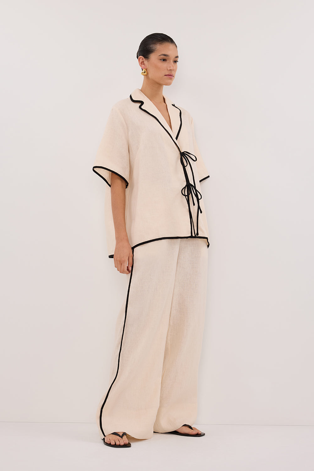 VON CREAM LINEN SHIRT Clothing DISSH Boutiques 
