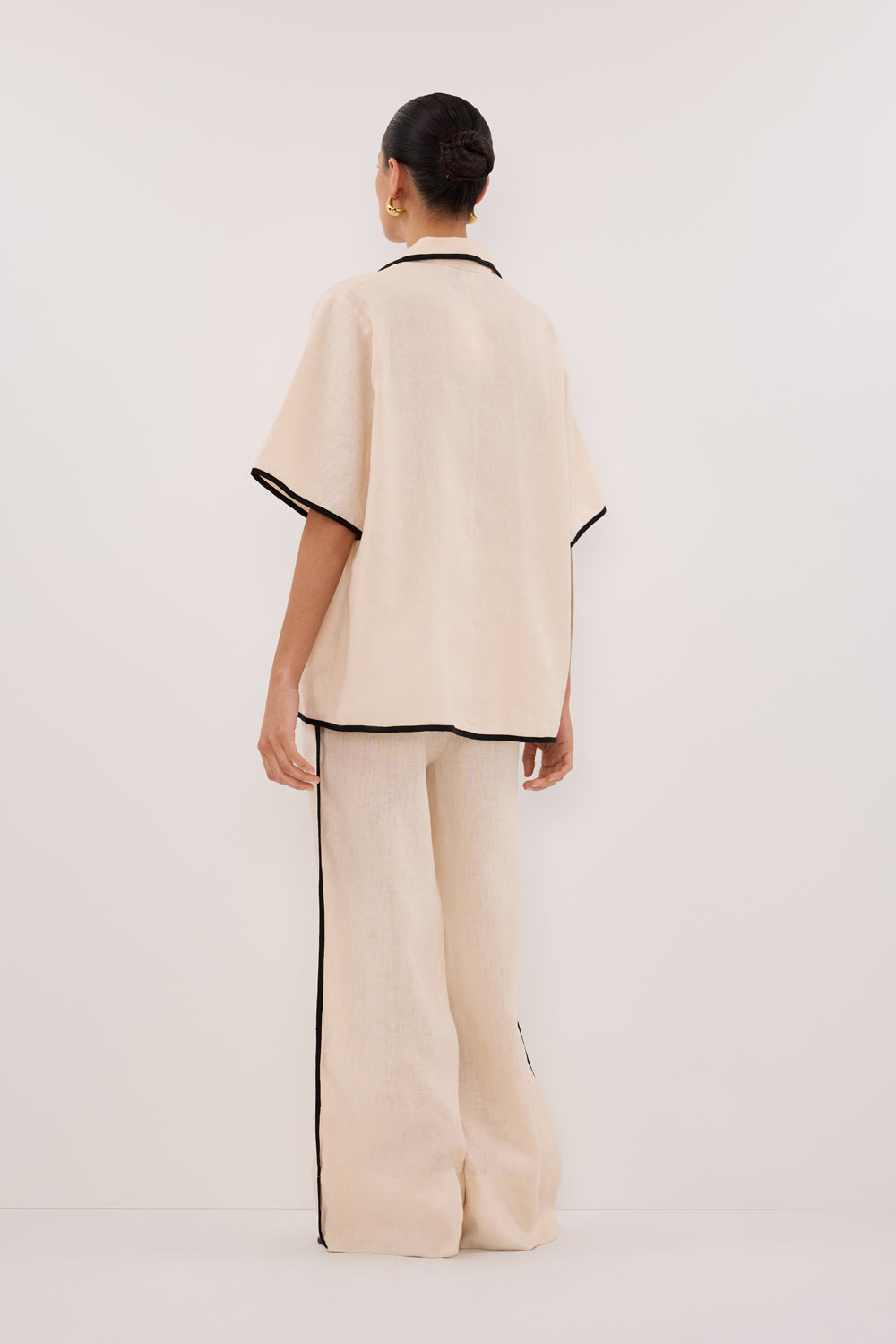 VON CREAM LINEN SHIRT Clothing DISSH Boutiques 