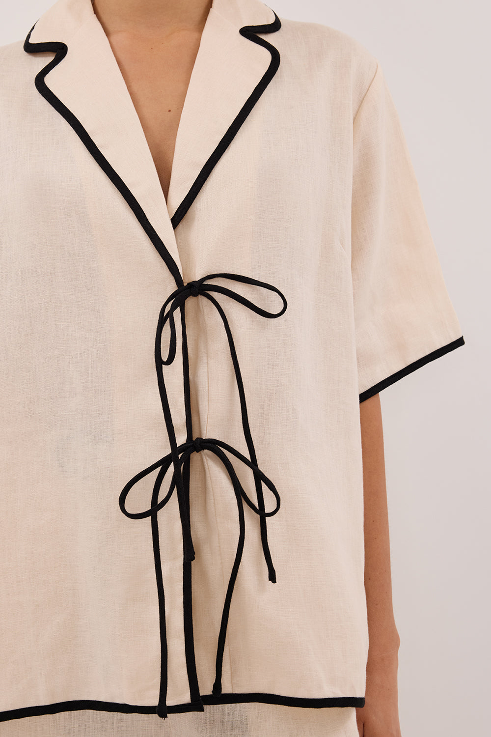 VON CREAM LINEN SHIRT Clothing DISSH Boutiques 