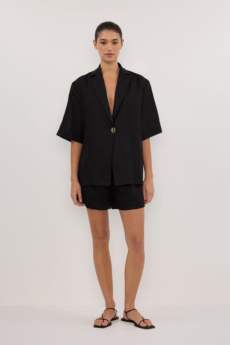 NALA BLACK LINEN RESORT SHIRT Clothing DISSH Boutiques 6 BLACK 