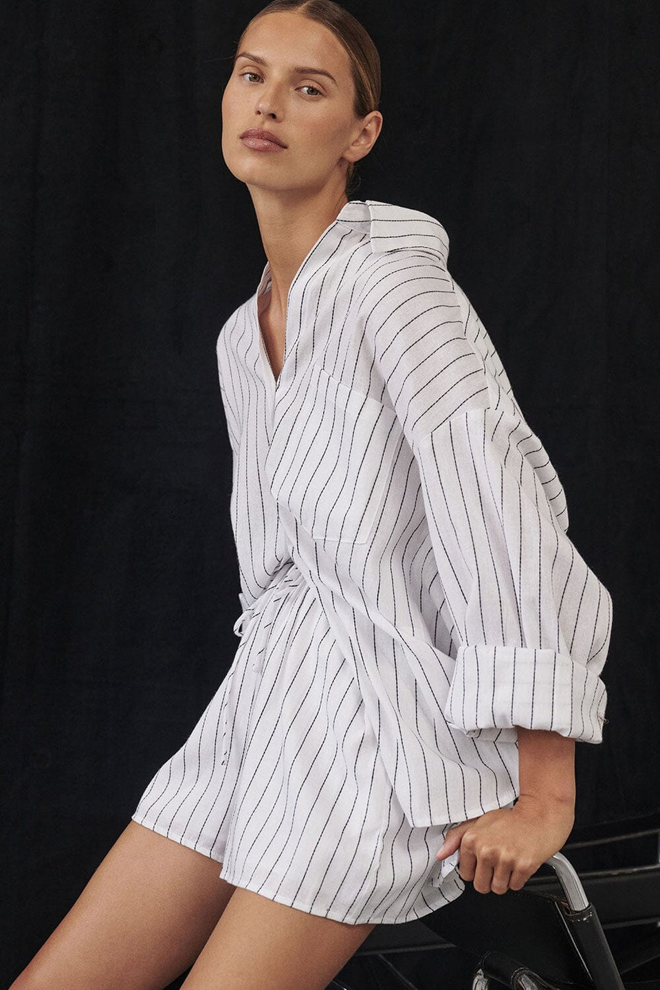 OLLIE WHITE STRIPE SHIRT Clothing DISSH Boutiques 6 WHITE 