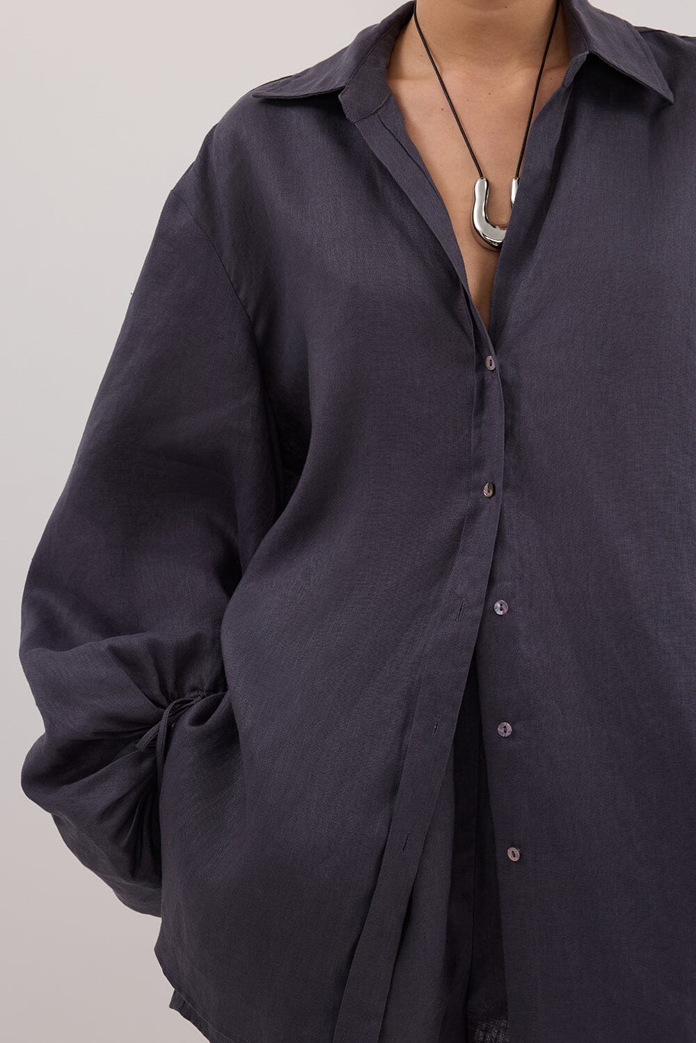 CARLA WASHED INDIGO LONG SLEEVE LINEN SHIRT Clothing DISSH Boutiques 